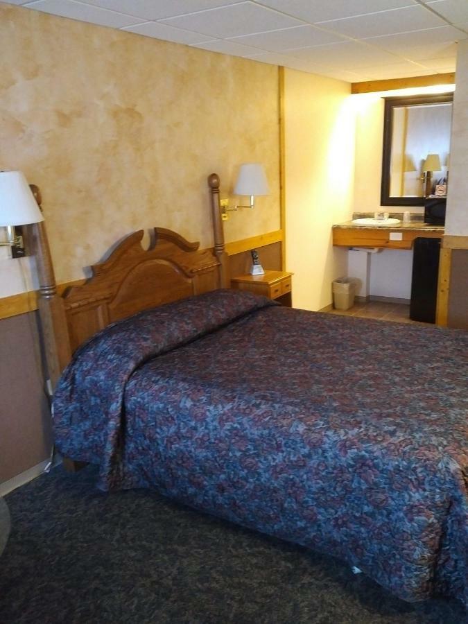 Algoma Motel Wawa Esterno foto
